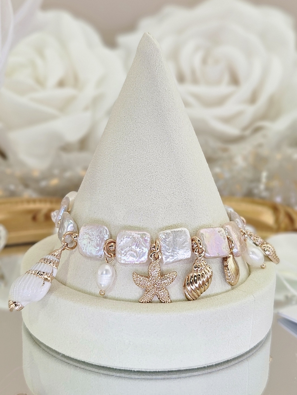 Lovers And Friends Dorothy Bracelet Gold Tone Faux Pearls Shell Starfish Boho